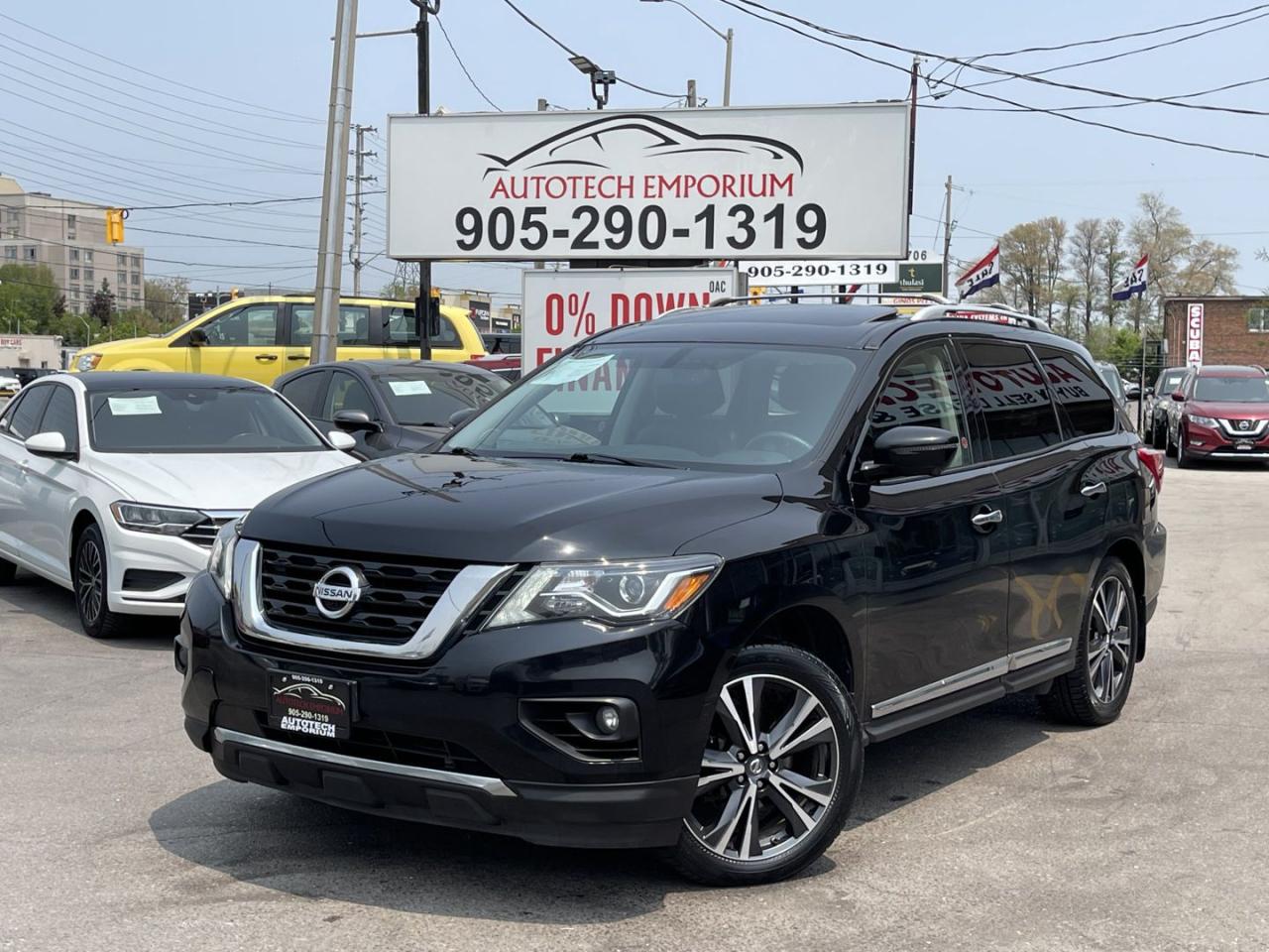 Used 2018 Nissan Pathfinder Platinum 4WD / LOADED /  Pano Roof / Leather / for sale in Mississauga, ON