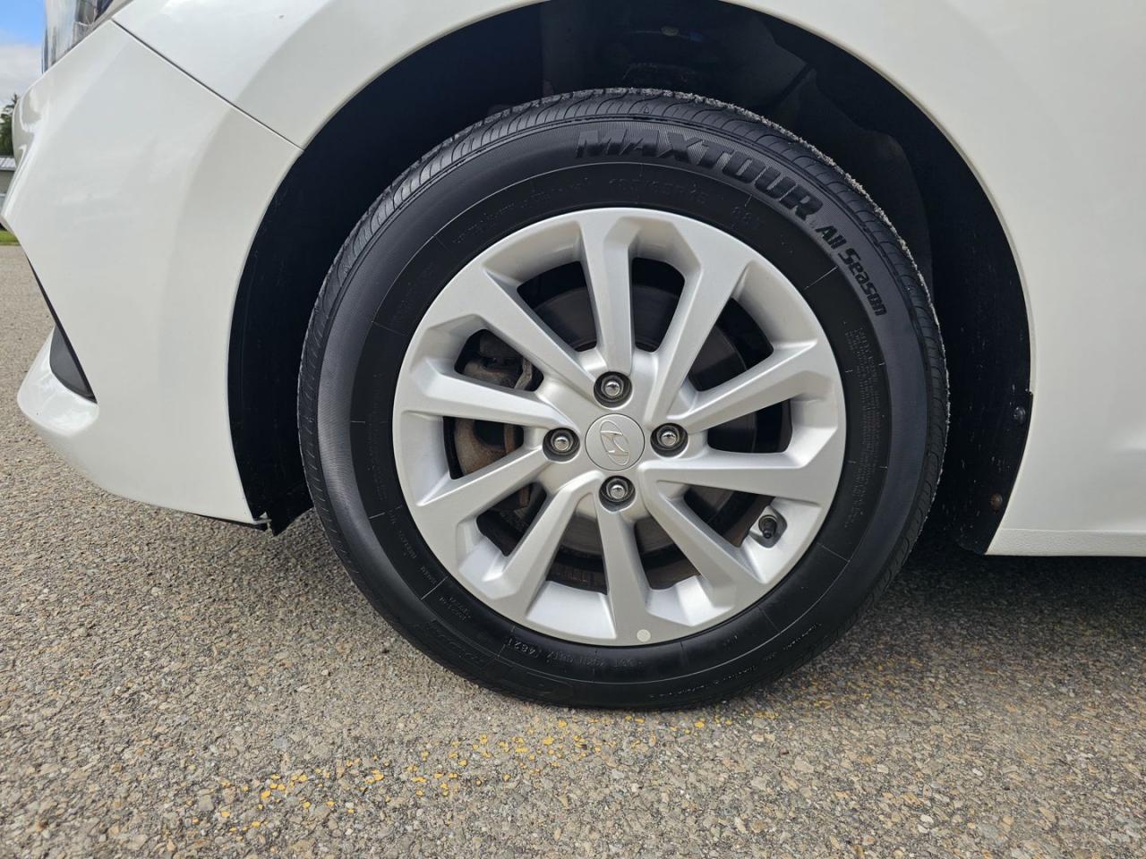 2018 Hyundai Accent SE - Photo #8