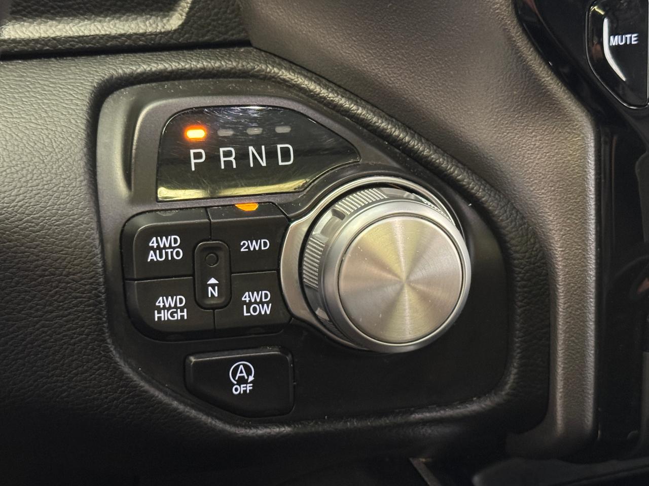 2020 RAM 1500 Laramie+Roof+Adaptive Cruise+NewTires+CLEAN CARFAX Photo41