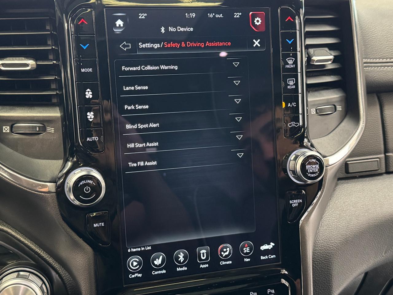 2020 RAM 1500 Laramie+Roof+Adaptive Cruise+NewTires+CLEAN CARFAX Photo39