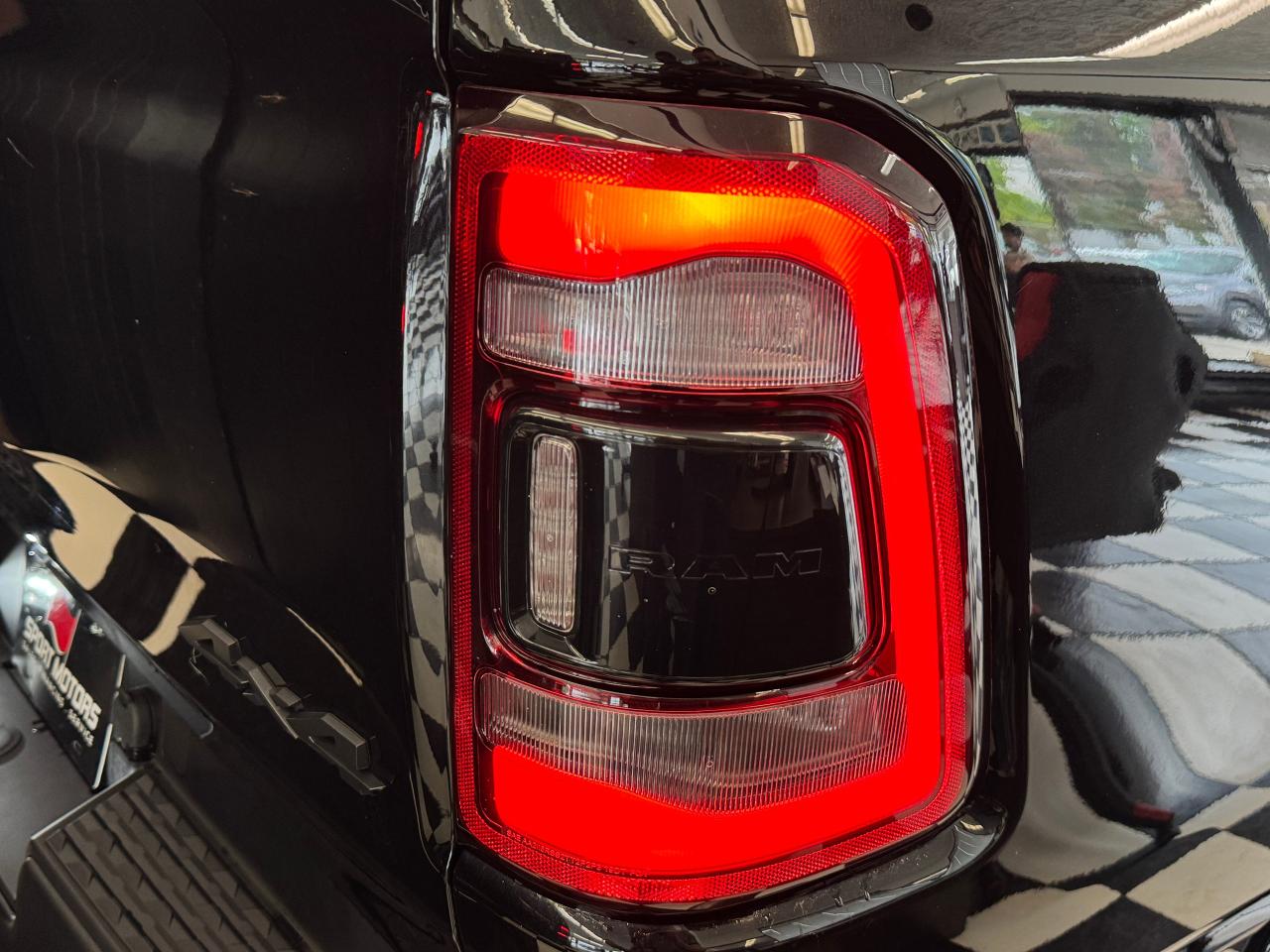 2020 RAM 1500 Laramie+Roof+Adaptive Cruise+NewTires+CLEAN CARFAX Photo64