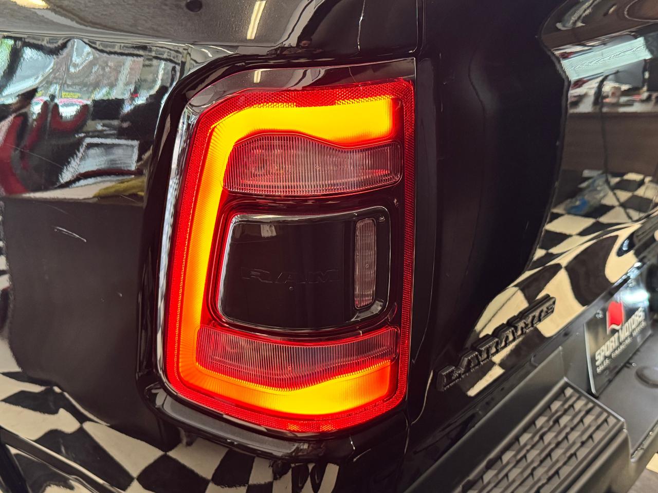 2020 RAM 1500 Laramie+Roof+Adaptive Cruise+NewTires+CLEAN CARFAX - Photo #62