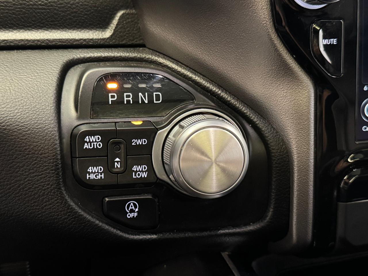 2020 RAM 1500 Laramie+Roof+Adaptive Cruise+NewTires+CLEAN CARFAX Photo48