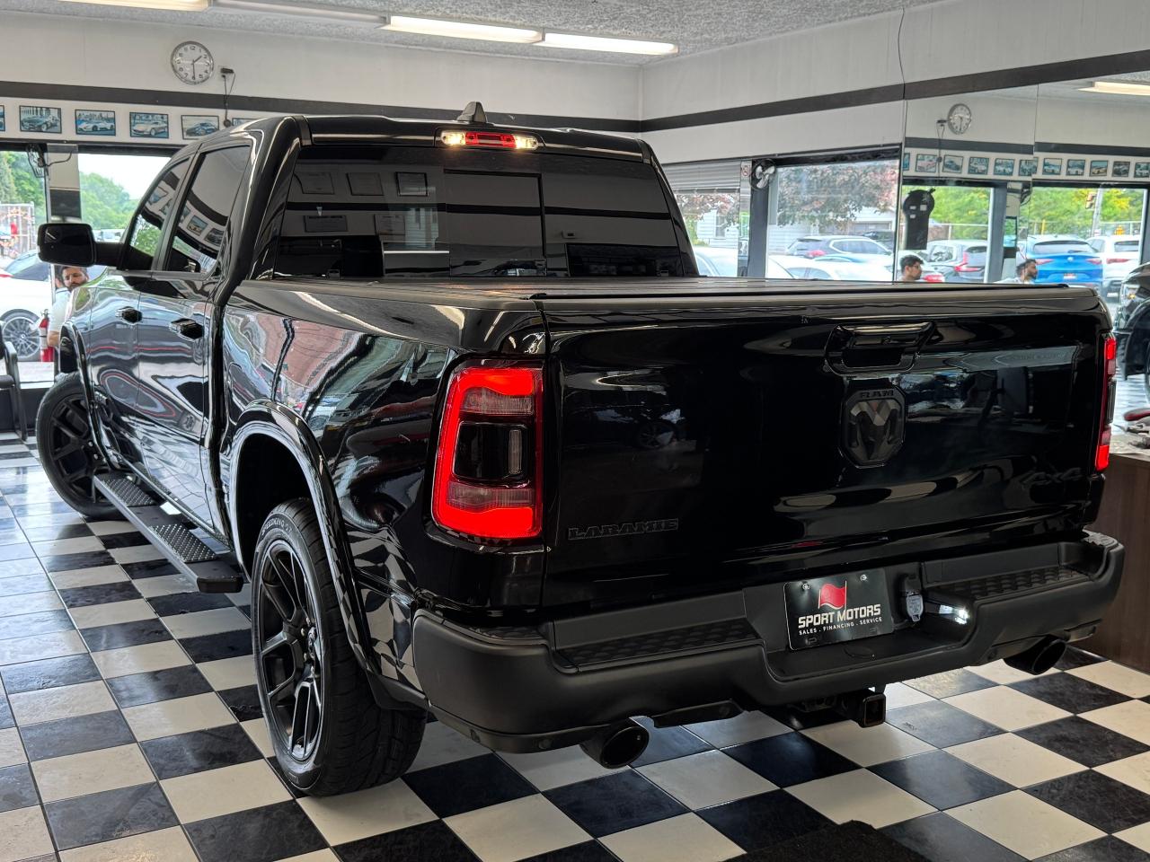 2020 RAM 1500 Laramie+Roof+Adaptive Cruise+NewTires+CLEAN CARFAX Photo21