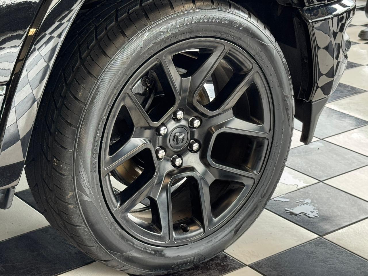 2020 RAM 1500 Laramie+Roof+Adaptive Cruise+NewTires+CLEAN CARFAX - Photo #58