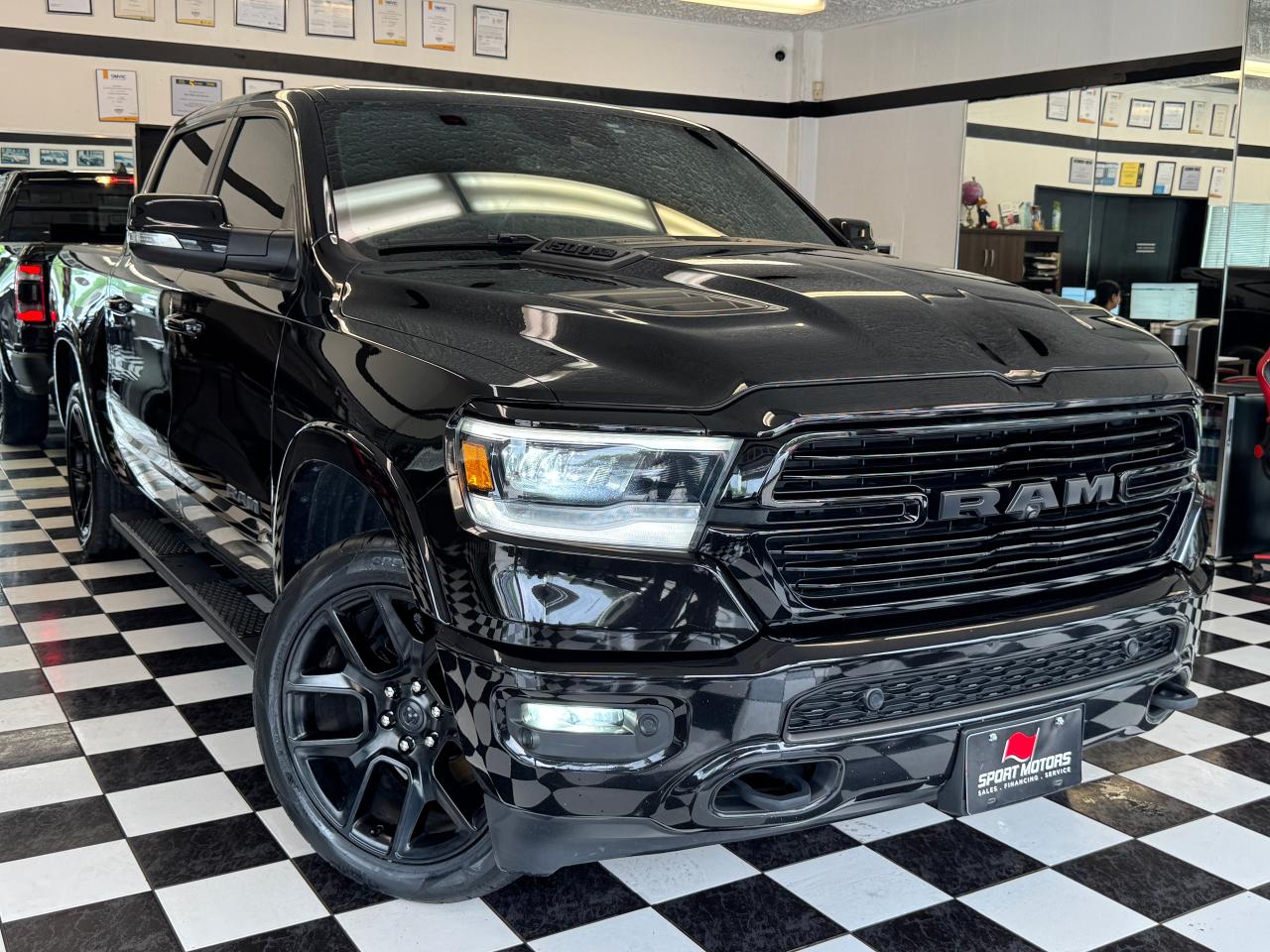 2020 RAM 1500 Laramie+Roof+Adaptive Cruise+NewTires+CLEAN CARFAX Photo22