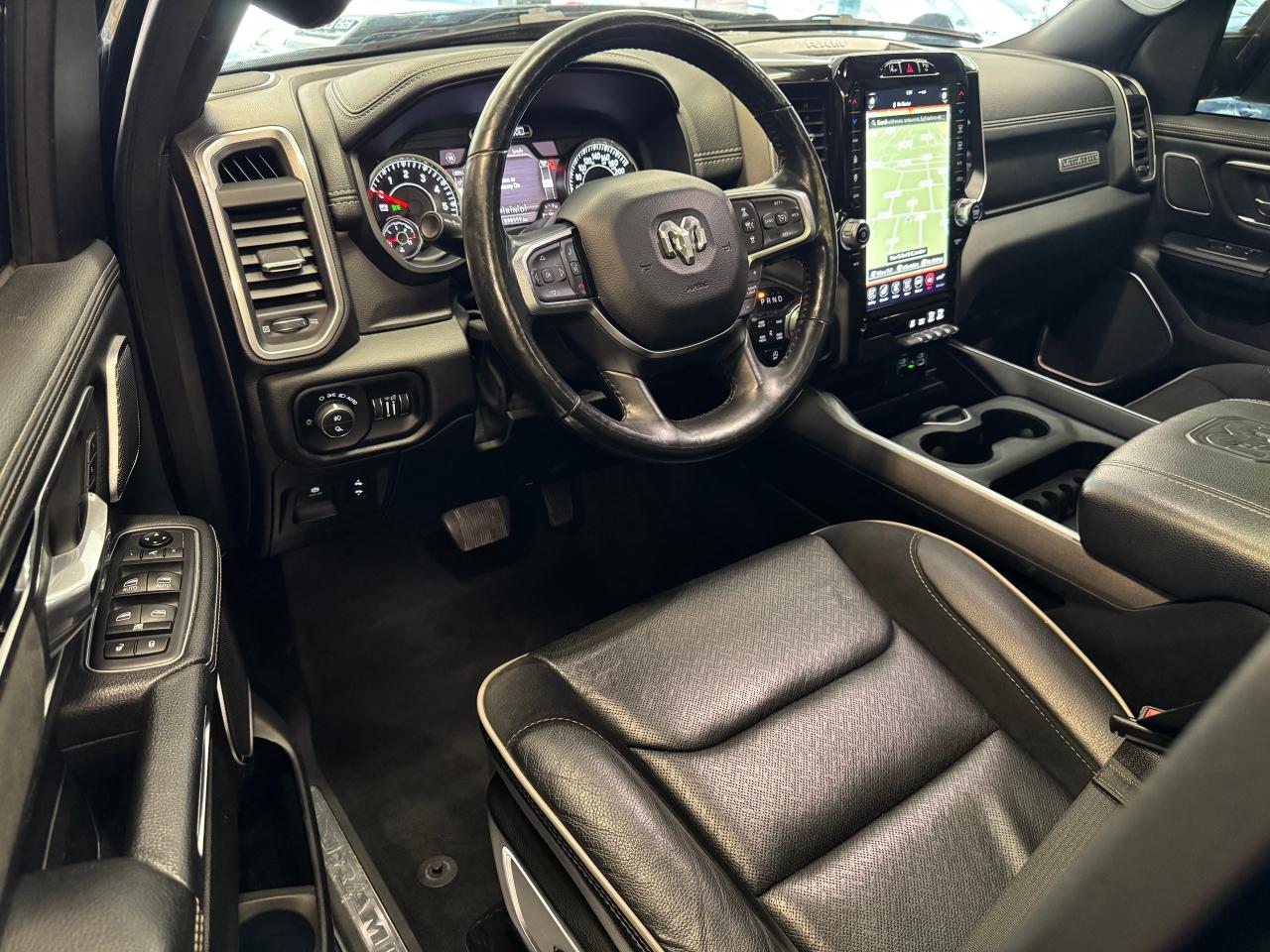 2020 RAM 1500 Laramie+Roof+Adaptive Cruise+NewTires+CLEAN CARFAX Photo24