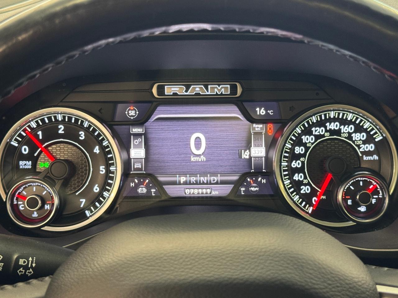 2020 RAM 1500 Laramie+Roof+Adaptive Cruise+NewTires+CLEAN CARFAX Photo18