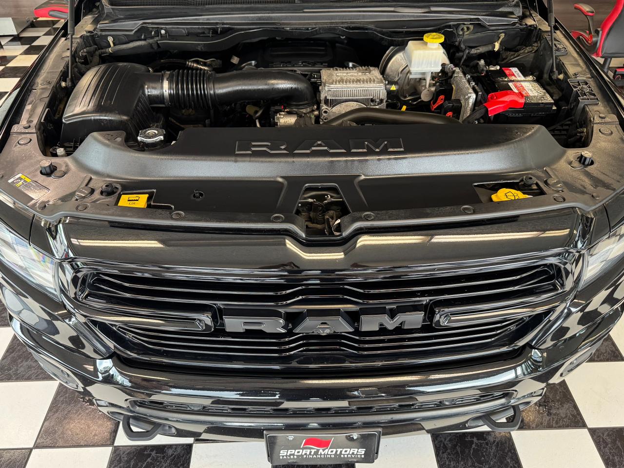 2020 RAM 1500 Laramie+Roof+Adaptive Cruise+NewTires+CLEAN CARFAX - Photo #16