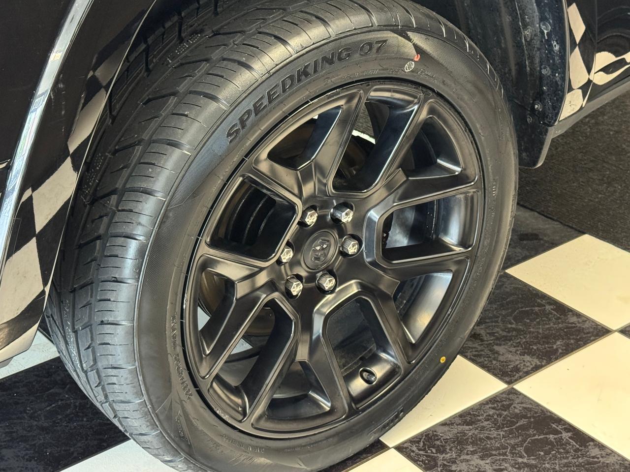 2020 RAM 1500 Laramie+Roof+Adaptive Cruise+NewTires+CLEAN CARFAX Photo56