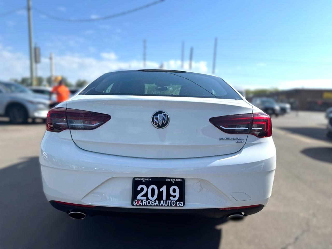 2019 Buick Regal ESSENCE AWD LOW KM NO ACCIDENT SUNROOF LEATHER NAV - Photo #6