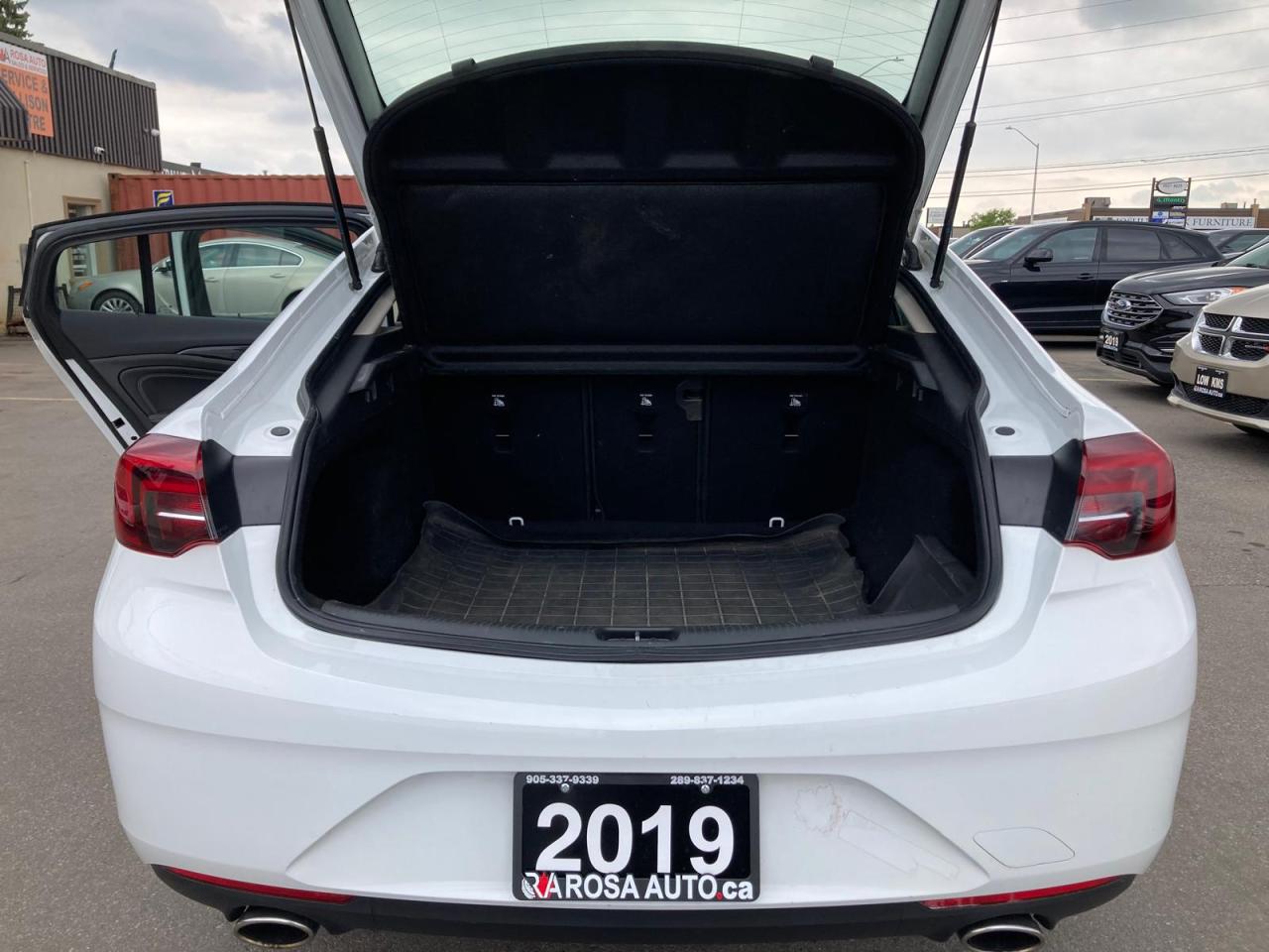 2019 Buick Regal ESSENCE AWD LOW KM NO ACCIDENT SUNROOF LEATHER NAV - Photo #13