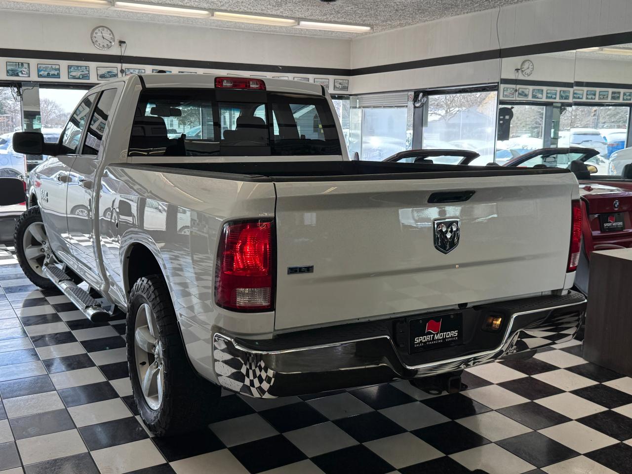 2017 RAM 1500 2WD Quad Cab SLT+A/C+Camera Photo14