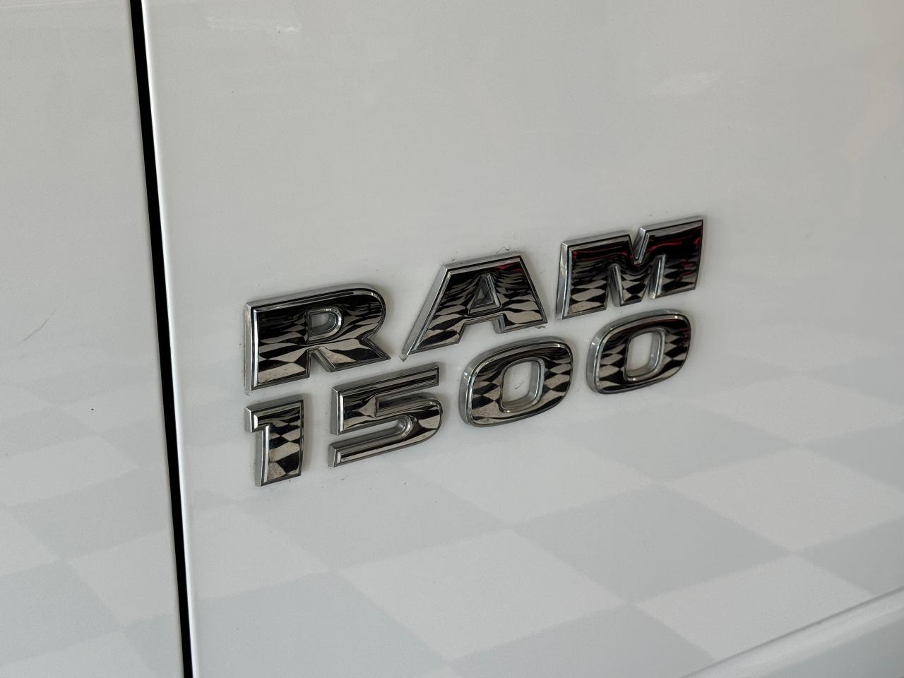 2017 RAM 1500 2WD Quad Cab SLT+A/C+Camera Photo41