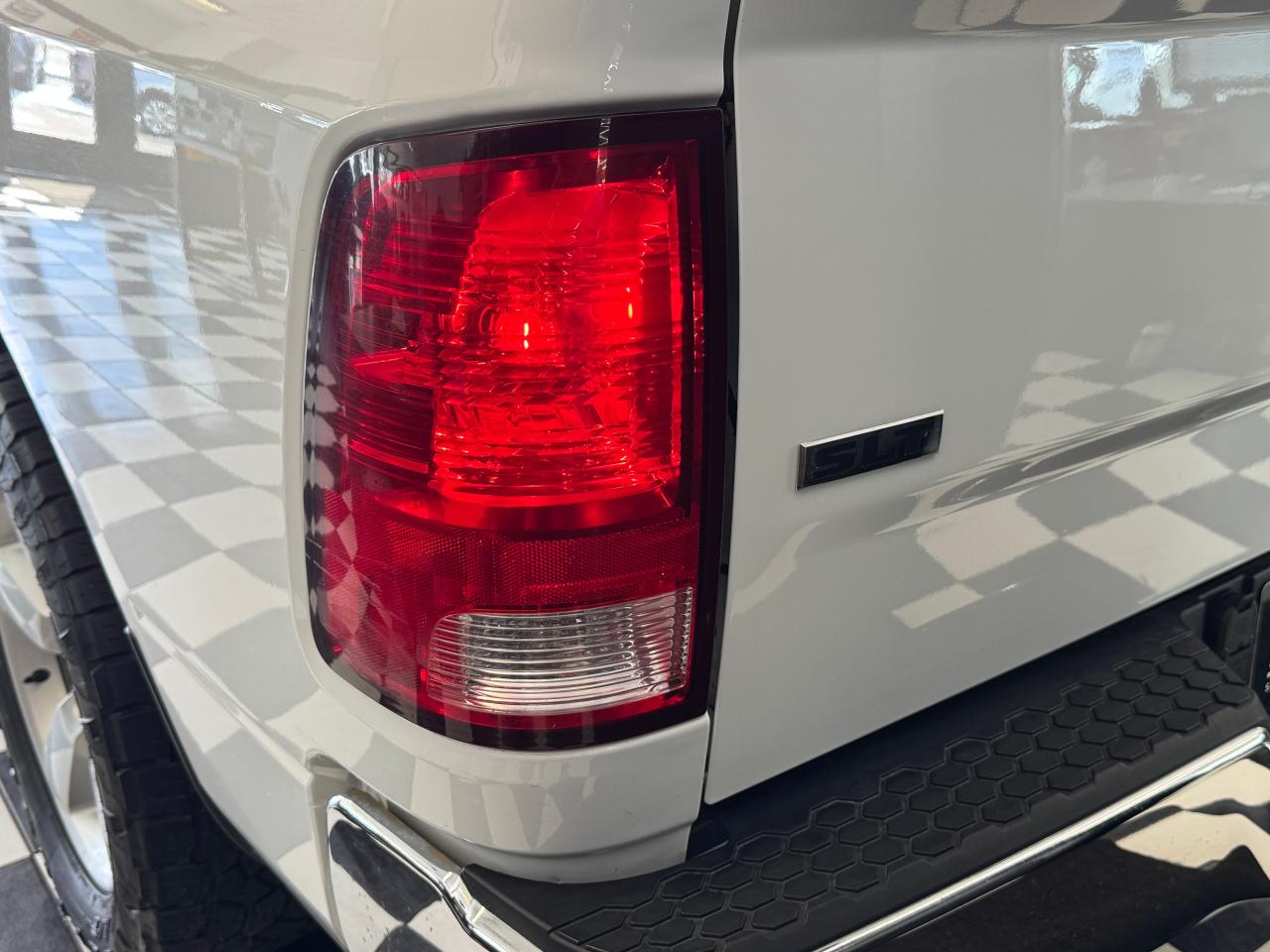 2017 RAM 1500 2WD Quad Cab SLT+A/C+Camera Photo43