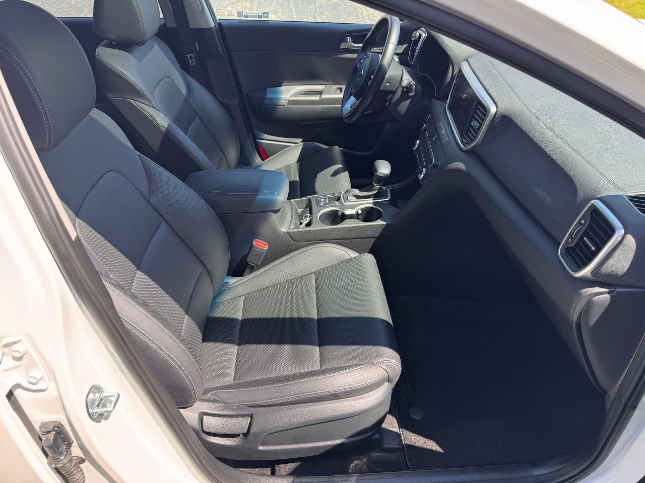 2022 Kia Sportage EX Premium S AWD - Photo #16