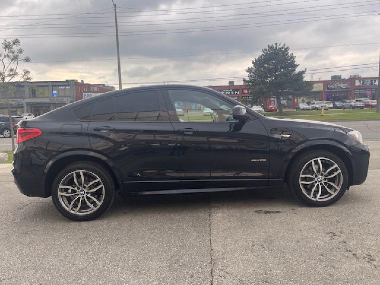 2016 BMW X4 XDRIVE28I / M-SPORT/ NAVIGATION / POWER SUNROOF - Photo #10