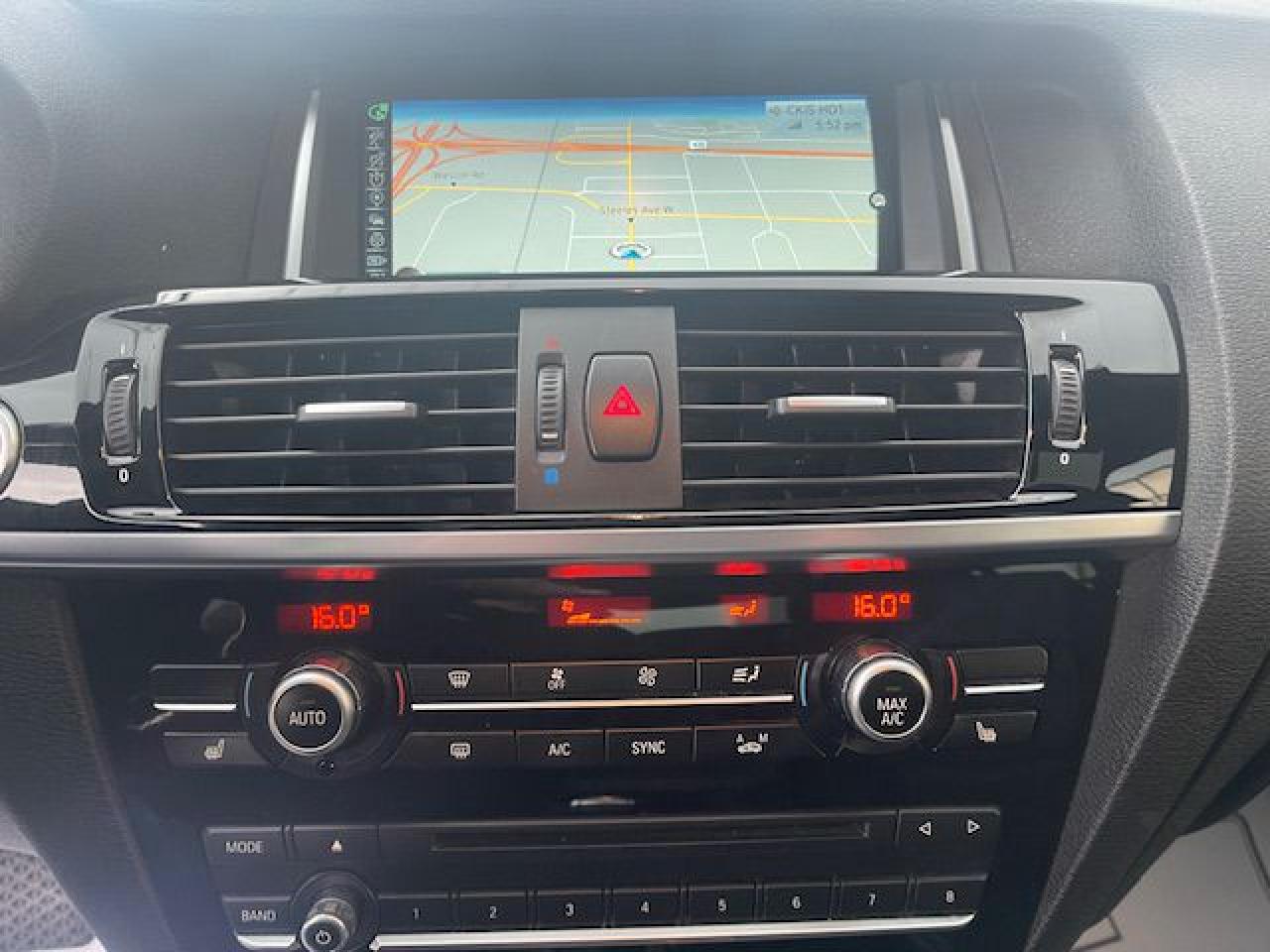 2016 BMW X4 XDRIVE28I / M-SPORT/ NAVIGATION / POWER SUNROOF - Photo #18