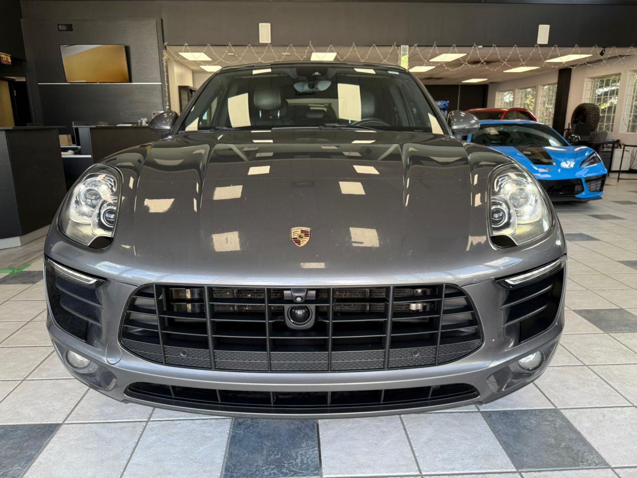 2017 Porsche Macan AWD 4dr S | ALL CREDIT ACCEPTED!! - Photo #2