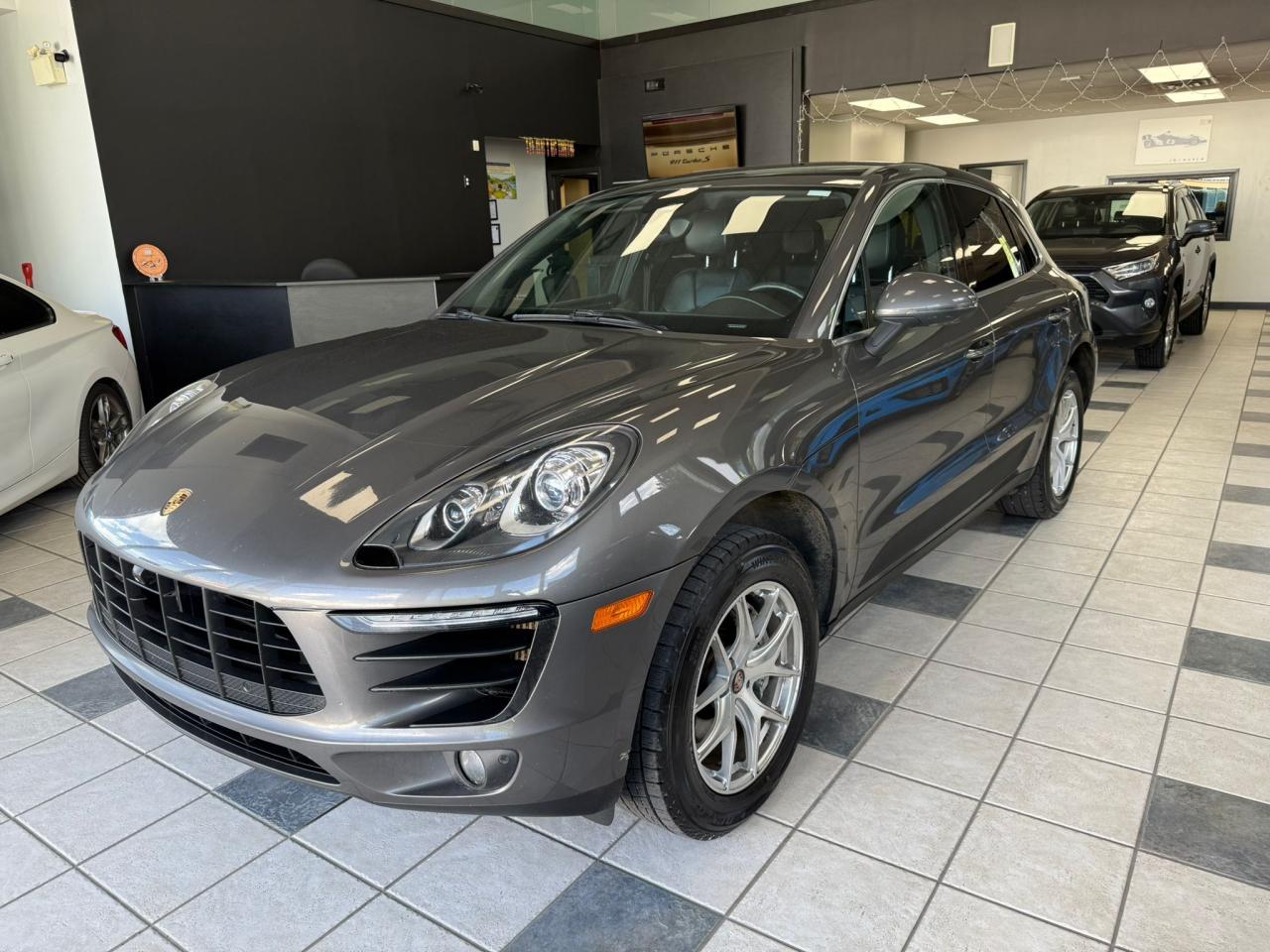 2017 Porsche Macan AWD 4dr S | ALL CREDIT ACCEPTED!! - Photo #3