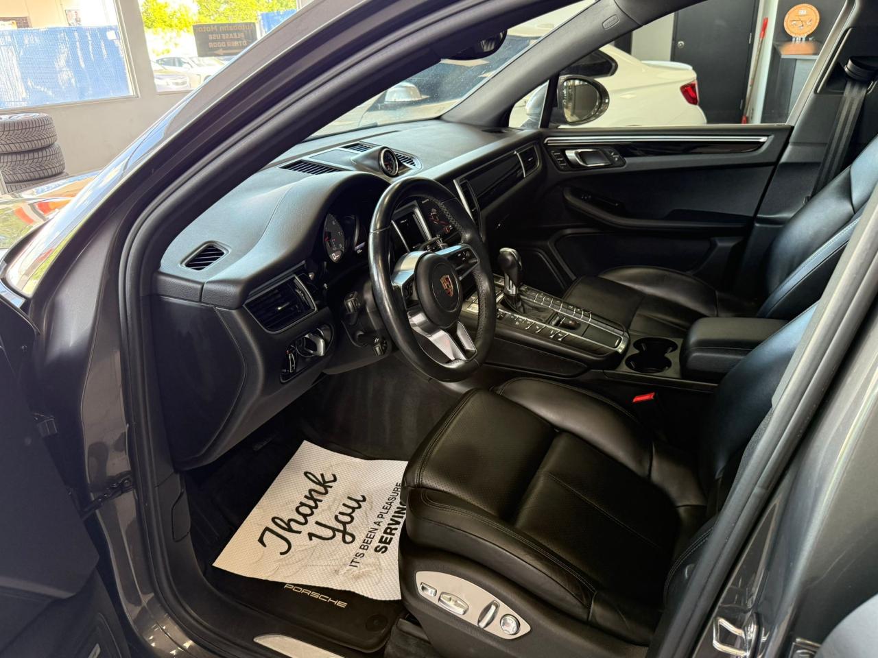 2017 Porsche Macan AWD 4dr S | ALL CREDIT ACCEPTED!! - Photo #9