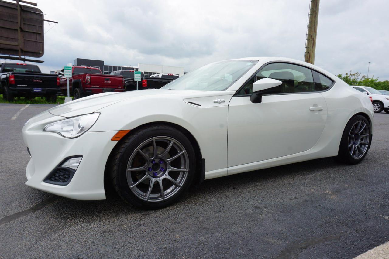 2015 Scion FR-S 2.0L 6 SPEED CERTIFIED *ACCIDENT FREE* CAMERA BLUETOOTH CRUISE ALLOYS - Photo #3