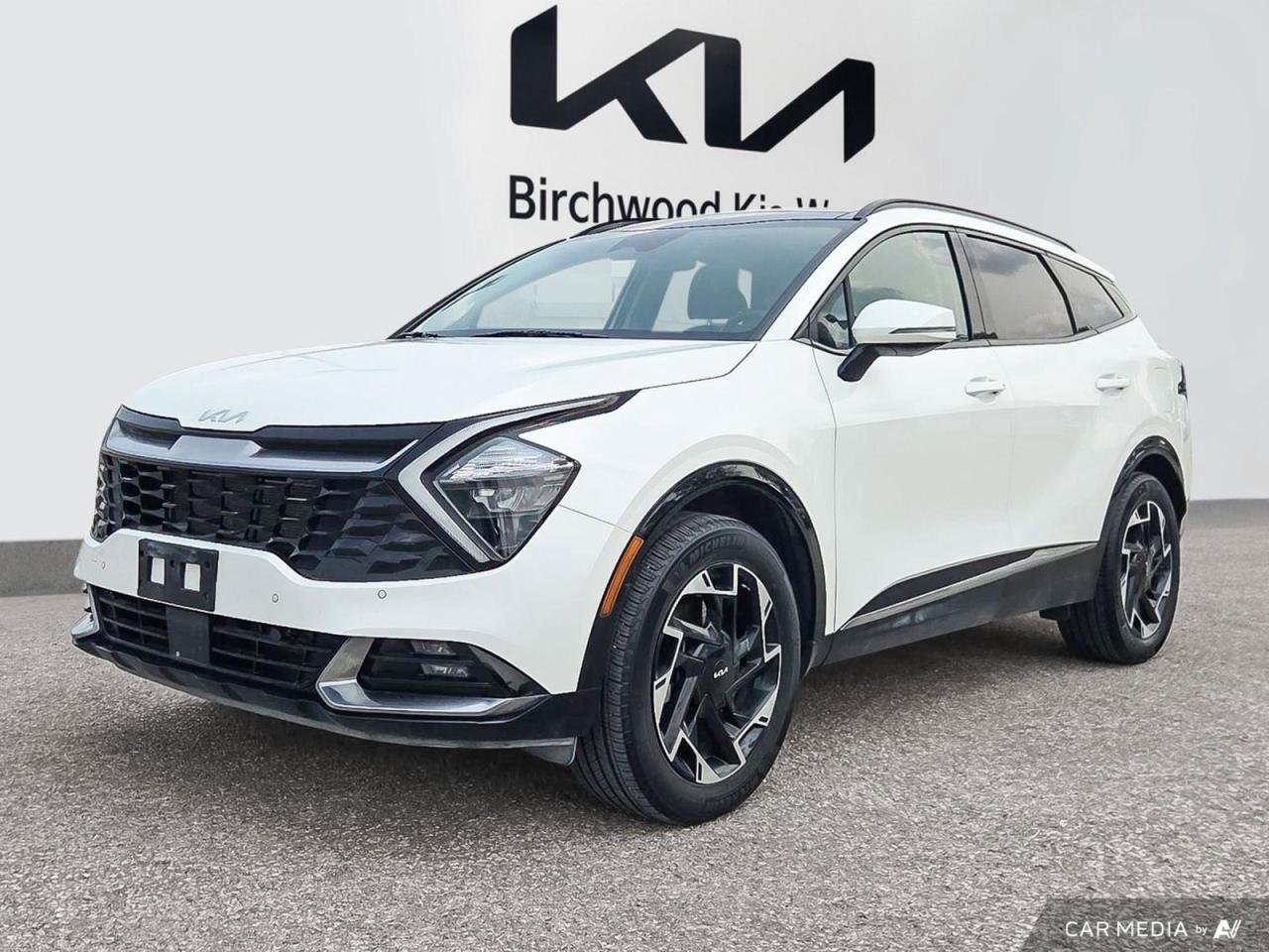Used 2023 Kia Sportage EX Premium | No Accidents | Local for sale in Winnipeg, MB