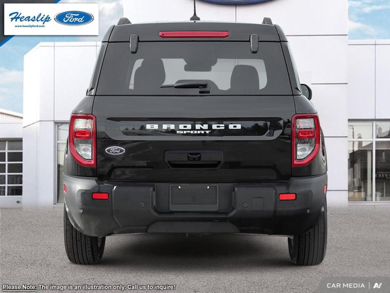 2025 Ford Bronco Sport Outer Banks Photo4