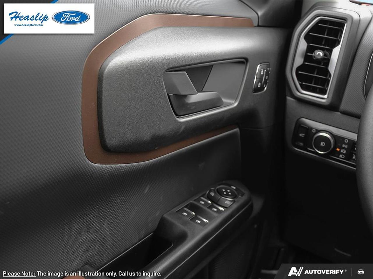 2025 Ford Bronco Sport Outer Banks Photo