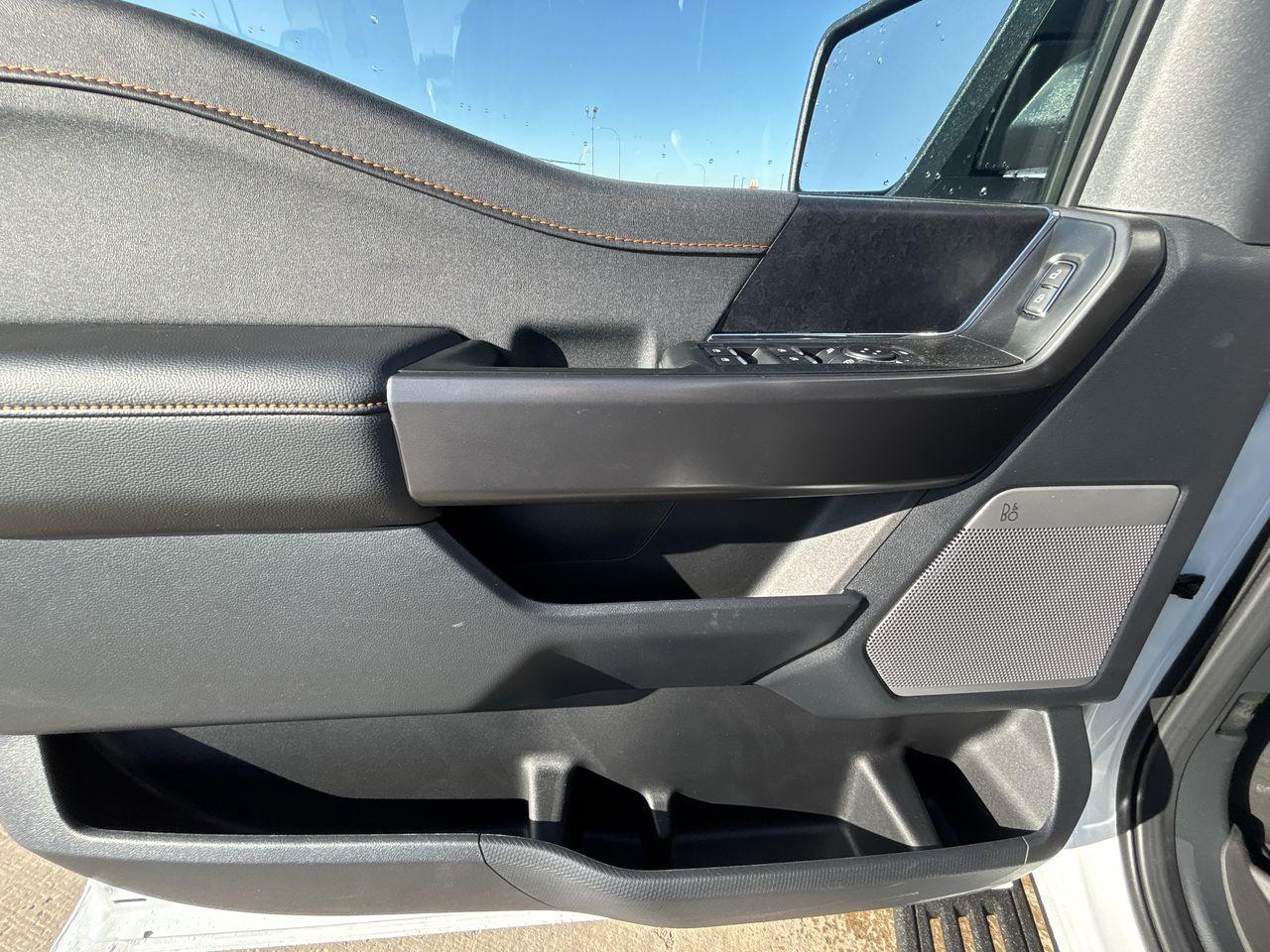 2025 Ford F-150 Tremor 4WD SuperCrew 5.5' Box Photo5