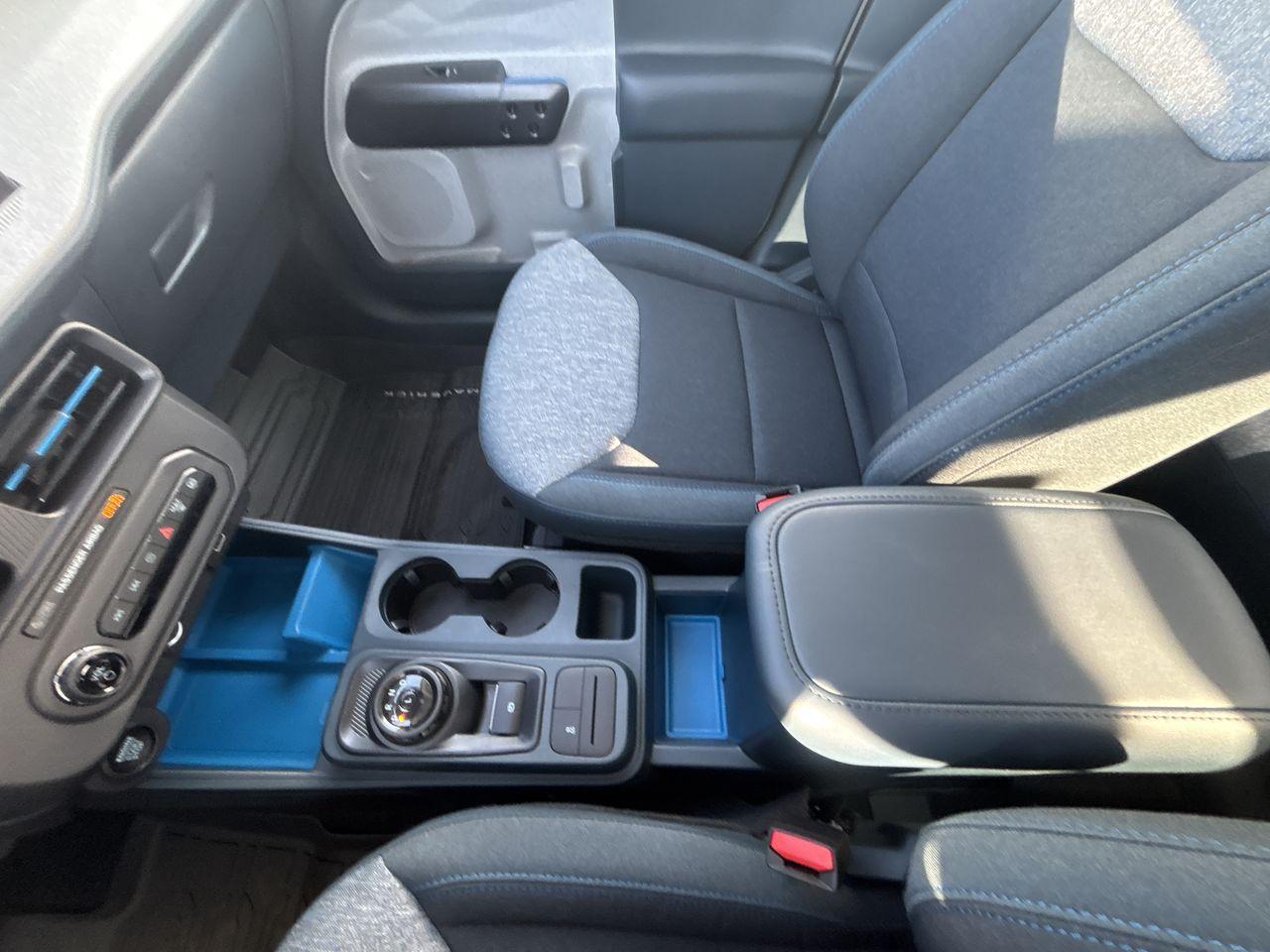 2025 Ford Maverick XLT AWD SuperCrew Photo5
