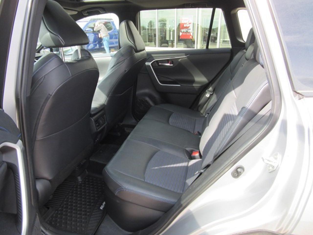 2021 Toyota RAV4 Hybrid XSE Photo