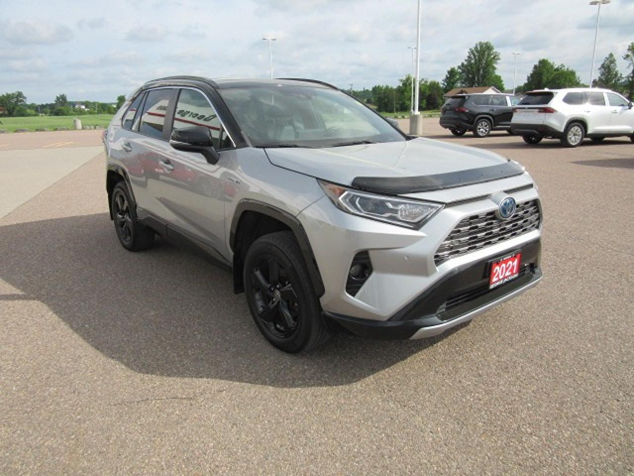 2021 Toyota RAV4 Hybrid XSE Photo