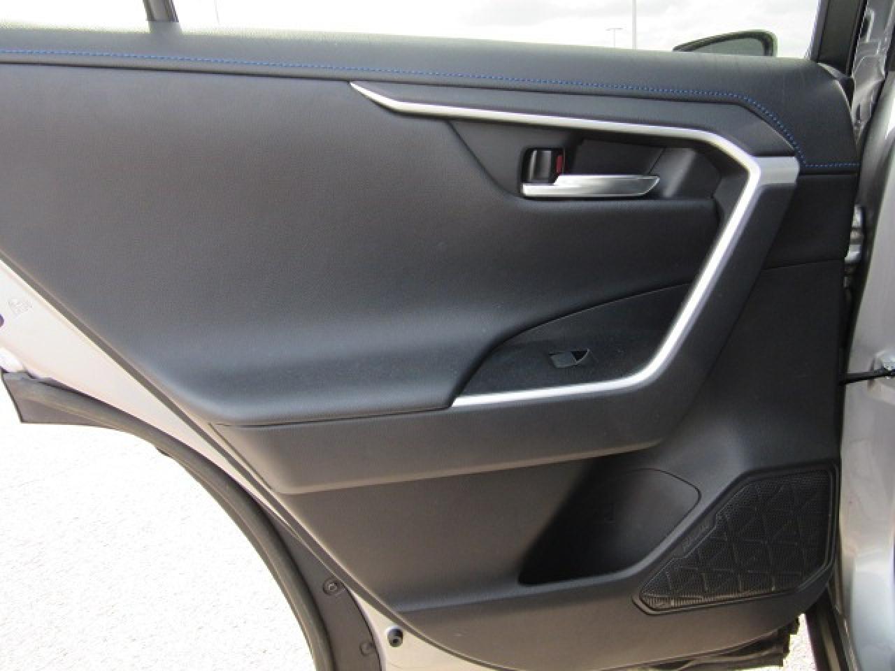 2021 Toyota RAV4 Hybrid XSE Photo