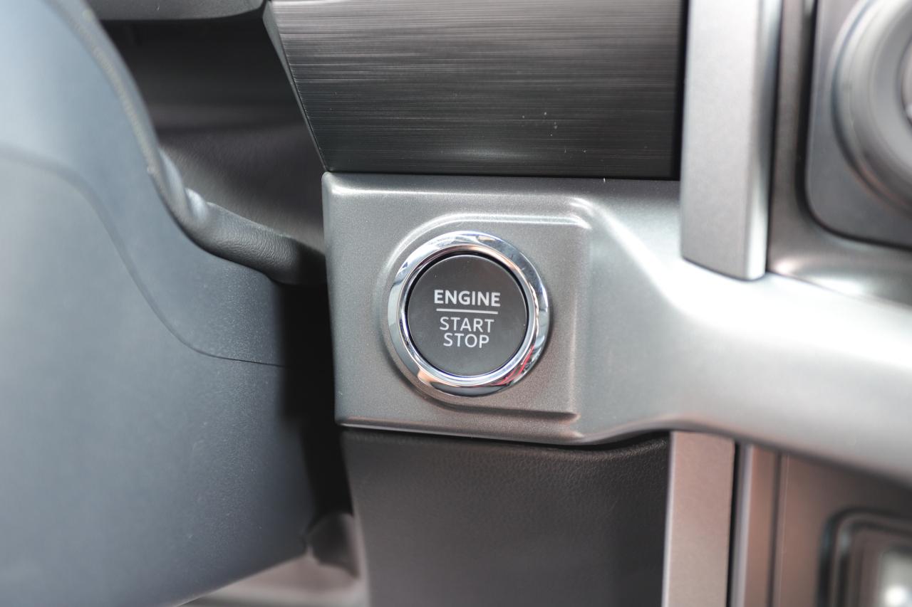 2025 Ford F-150 XLT 4WD SuperCrew 5.5' Box Photo5