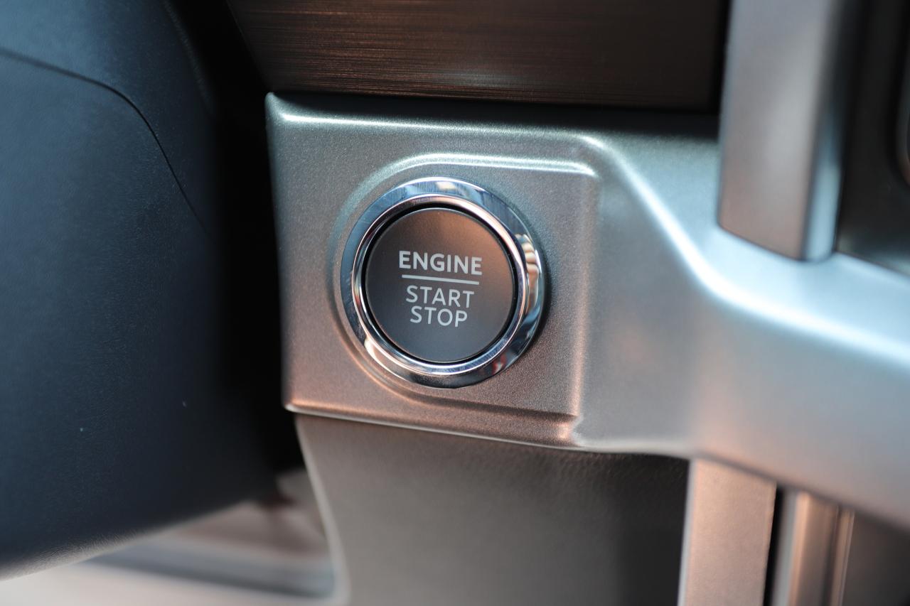 2025 Ford F-150 XLT 4WD SuperCrew 5.5' Box Photo5