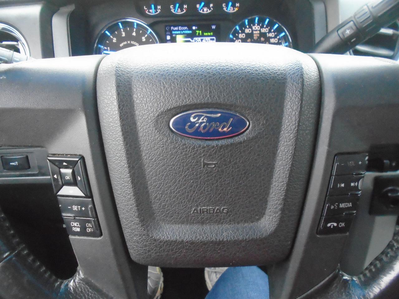 2013 Ford F-150 4WD SuperCab 145  Lariat - Photo #15