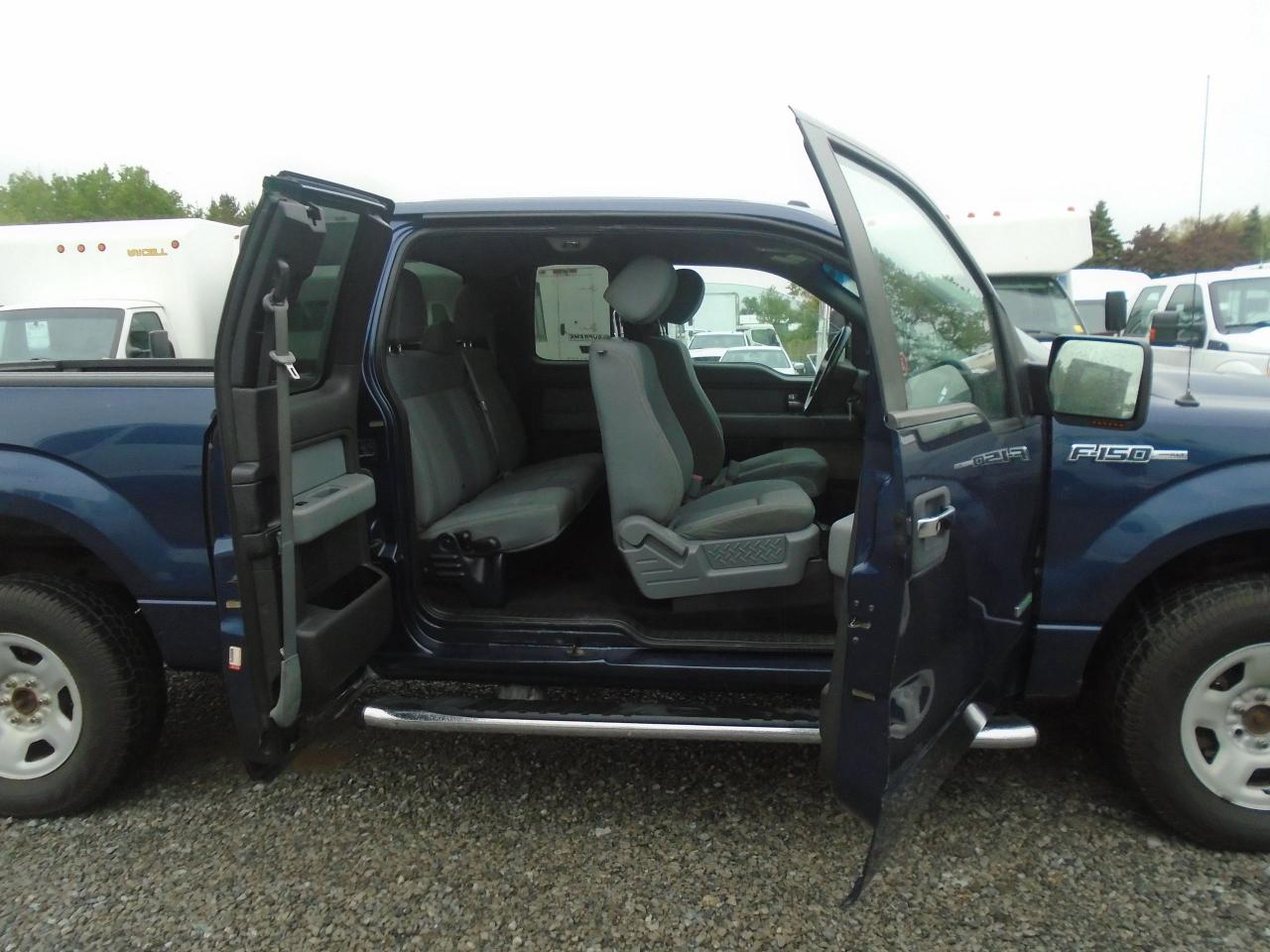 2013 Ford F-150 4WD SuperCab 145  Lariat - Photo #19
