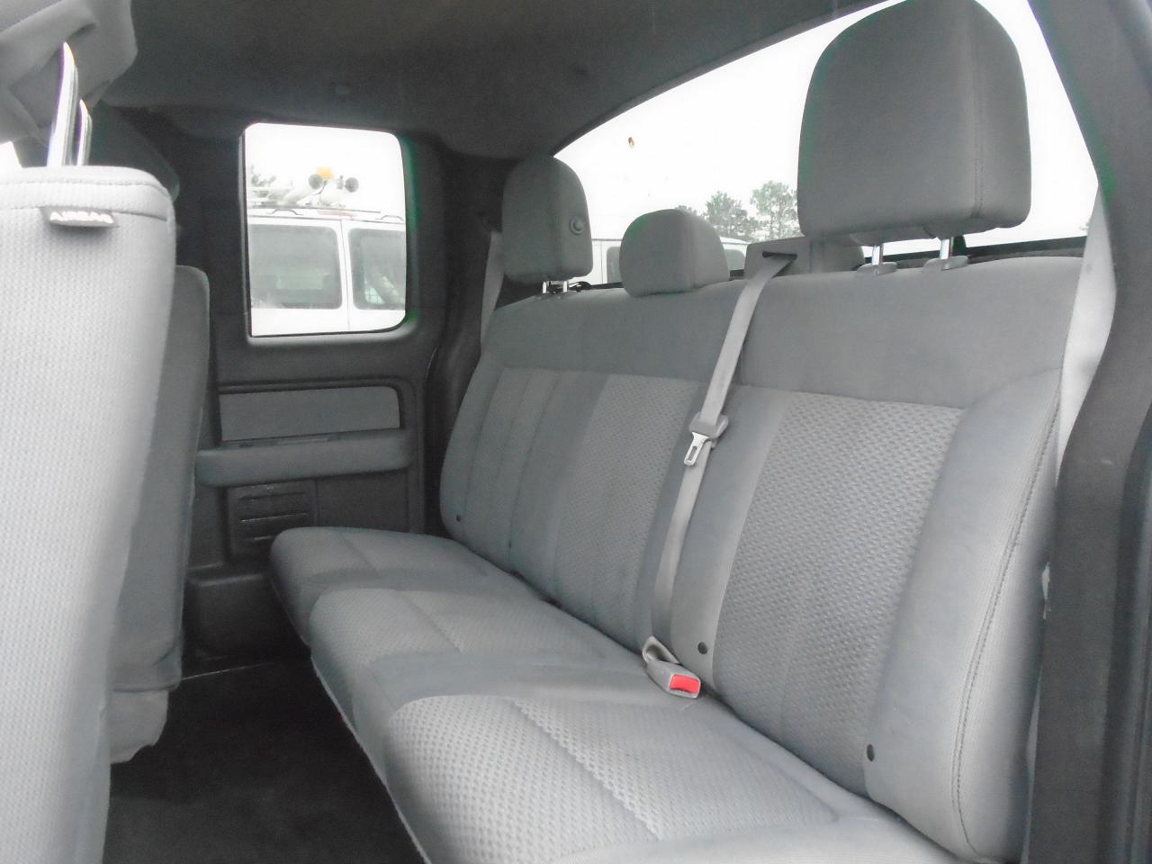 2013 Ford F-150 4WD SuperCab 145  Lariat - Photo #22