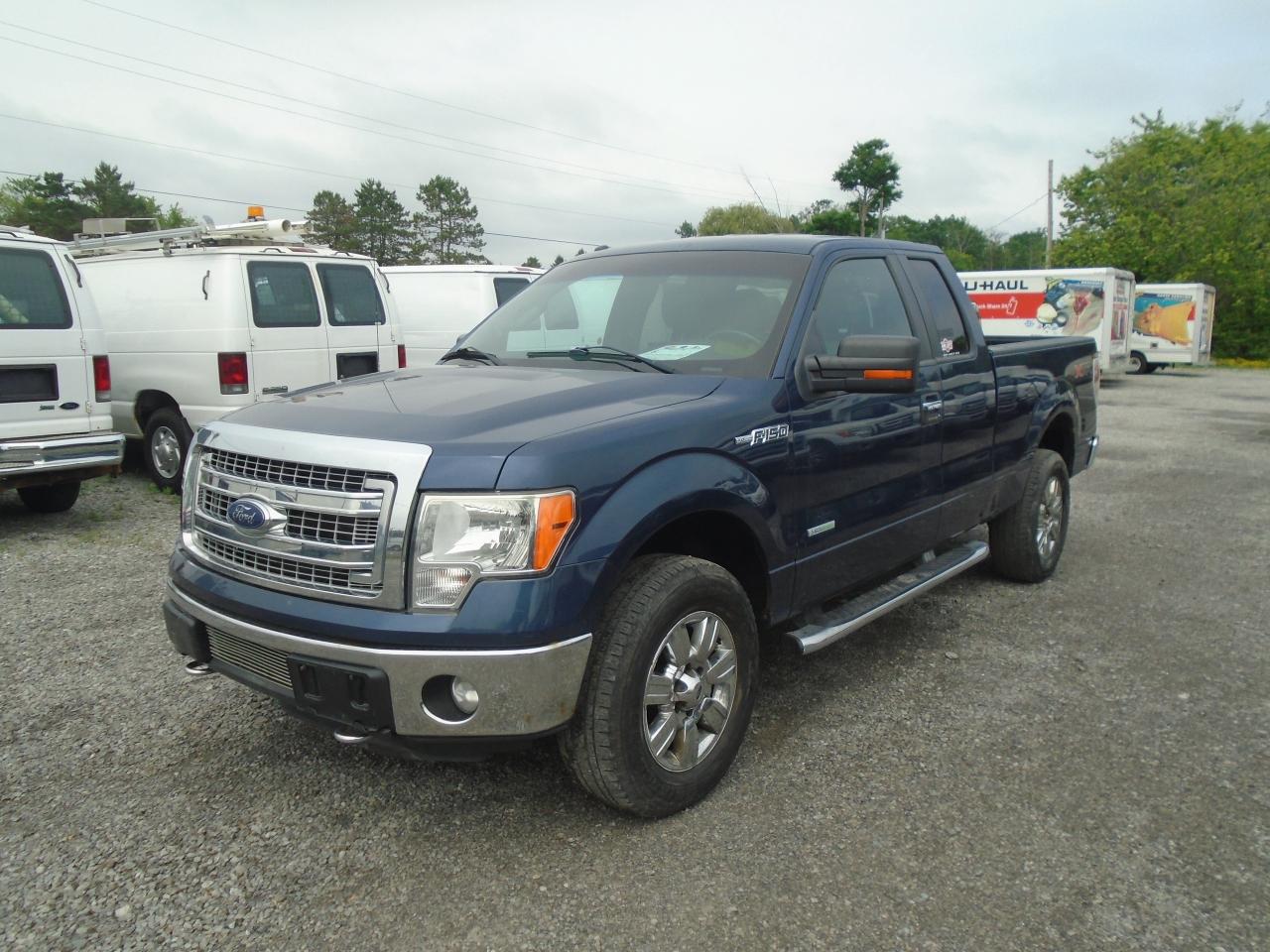 2013 Ford F-150 4WD SuperCab 145  Lariat - Photo #2