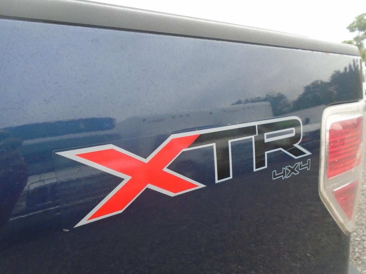 2013 Ford F-150 4WD SuperCab 145 Lariat + TOW PKG Photo4