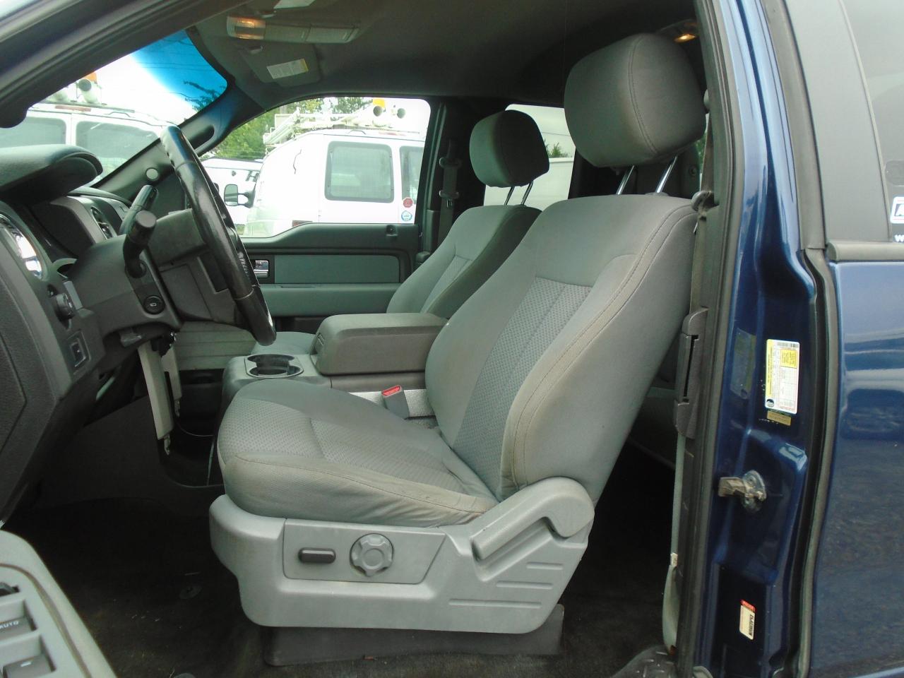 2013 Ford F-150 4WD SuperCab 145  Lariat - Photo #10