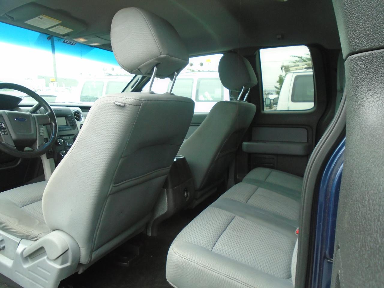 2013 Ford F-150 4WD SuperCab 145  Lariat - Photo #22