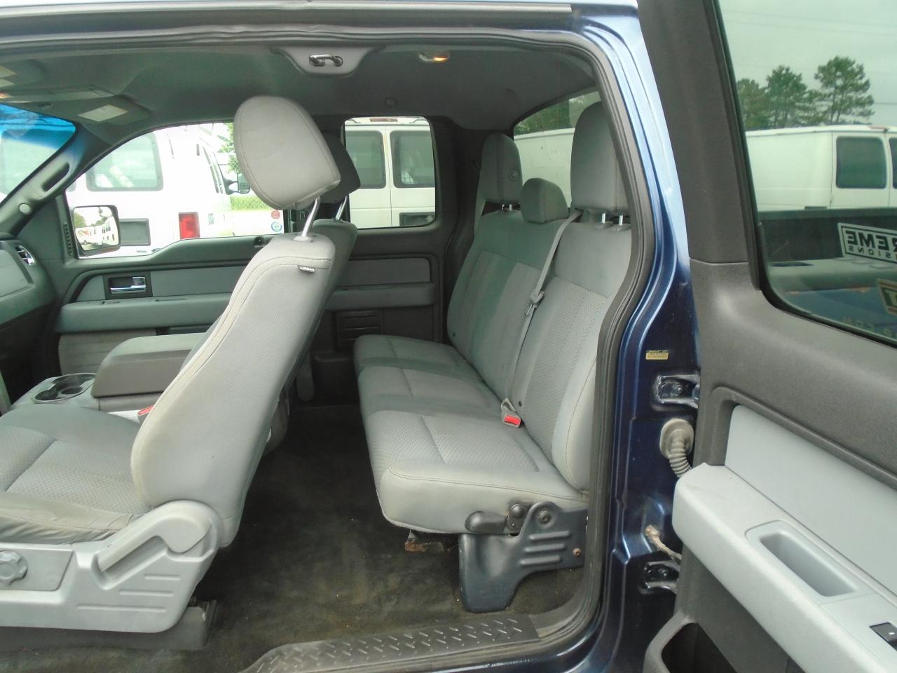 2013 Ford F-150 4WD SuperCab 145  Lariat - Photo #23