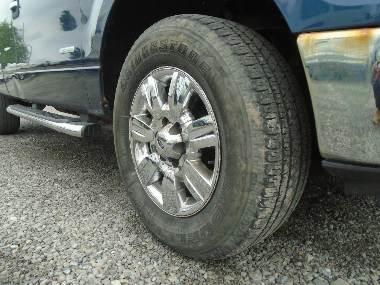 2013 Ford F-150 4WD SuperCab 145  Lariat - Photo #33