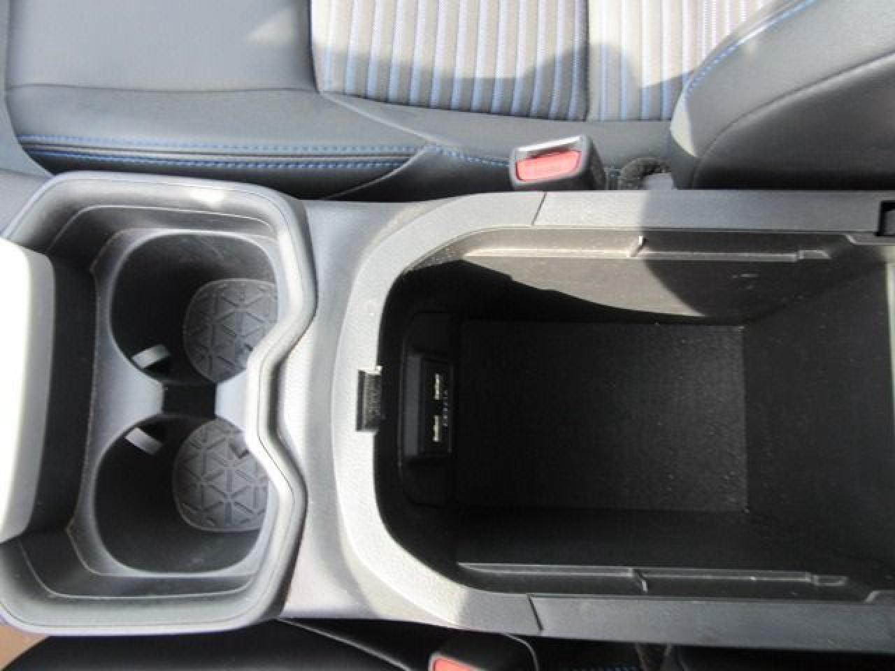 2021 Toyota RAV4 Hybrid XSE - Photo #17