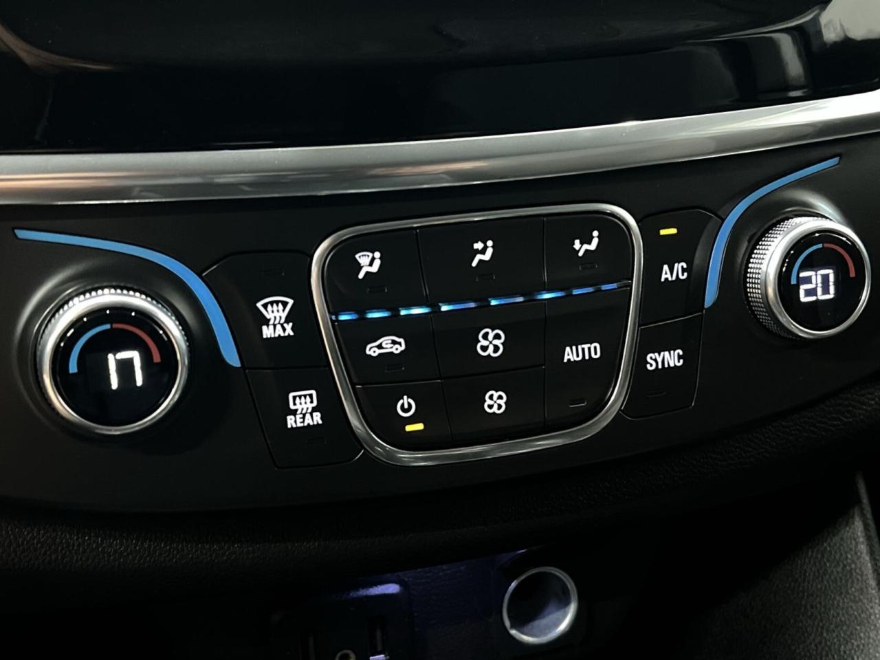 2021 Chevrolet Traverse AWD | 8-PASS |310HP 3.6L V6 | CARPLAY|18IN ALLOYS Photo