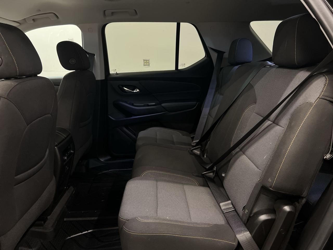 2021 Chevrolet Traverse AWD | 8-PASS |310HP 3.6L V6 | CARPLAY|18IN ALLOYS Photo