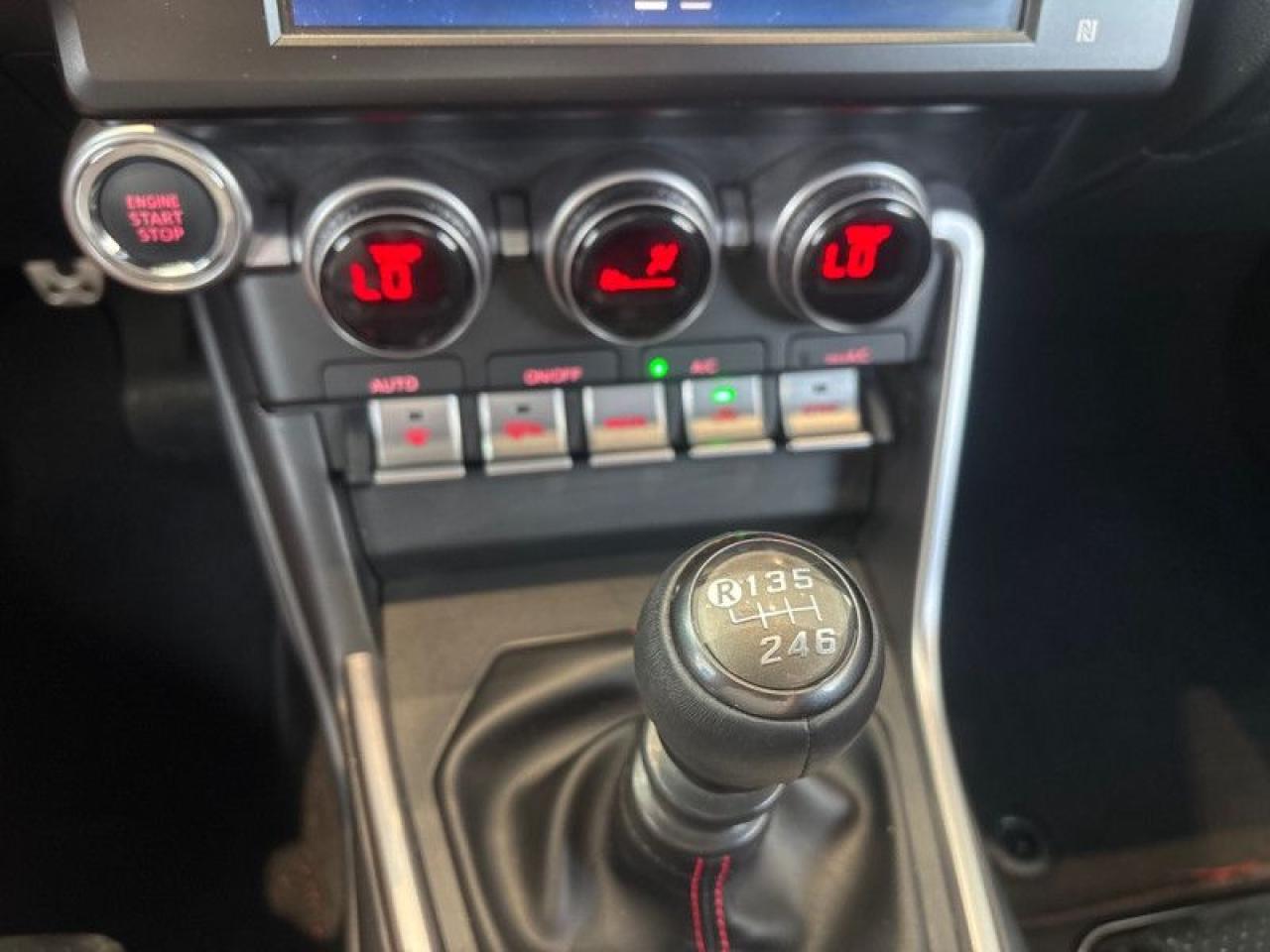 12581372