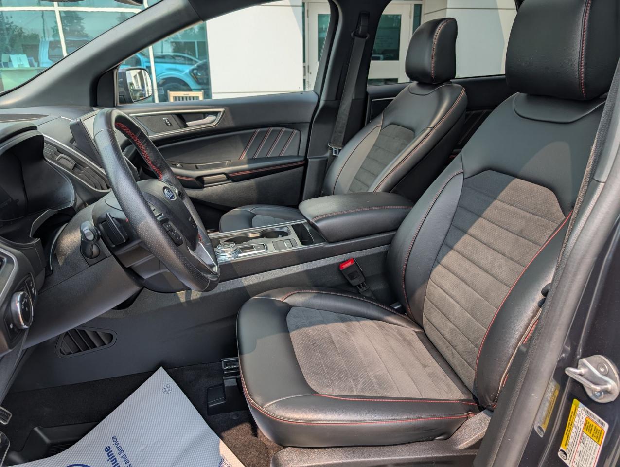 2024 Ford Edge ST Line Photo5